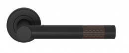 Ручка дверная TURNSTYLE DESIGNS BARREL SHORT STITCH OUT RECESS LEATHER CHOCOLATE