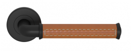 Ручка дверная TURNSTYLE DESIGNS BONNEVILLE STITCH OUT PIPE RECESS LEATHER TAN