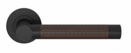 Ручка дверная TURNSTYLE DESIGNS LARGE BARREL STITCH OUT RECESS LEATHER CHOCOLATE