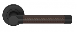 Ручка дверная TURNSTYLE DESIGNS BARREL STITCH OUT RECESS LEATHER CHOCOLATE
